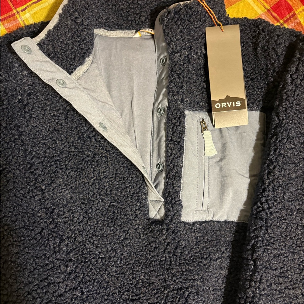 Orvis Navy blue lined  Sherpa Fleece with Snap Closure small (fits like med)